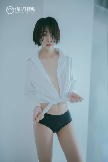 美女扒开大腿让我爽